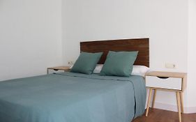 Beautiful Brand New 2 Bedroom Flat With Terrace